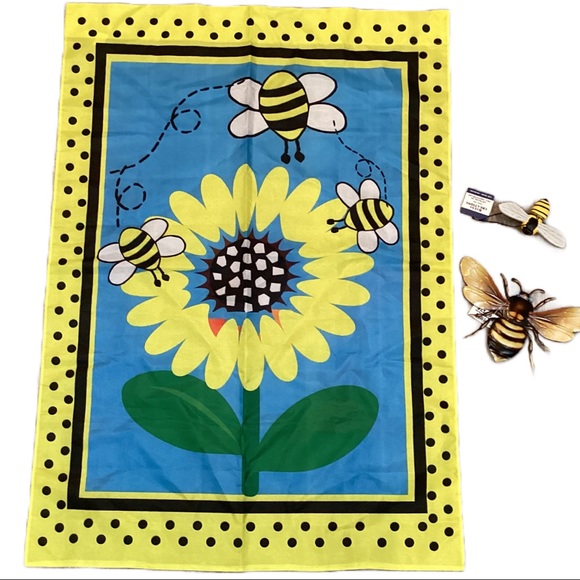NWT 3-Piece Bee Décor Set – Garden Flag, Wooden Ornament & Metal Wall Accent - Picture 1 of 5